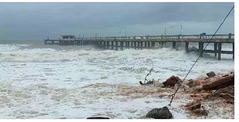 Rough seas hit Kerala coast due to low pressure system from South Atlantic