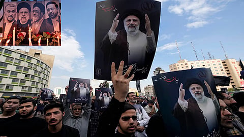 Iranians mourn the death of their ruling leaders
