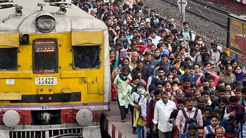 1.52 lakh safety category posts vacant, says Railways in RTI reply