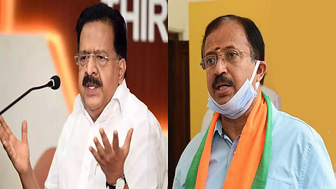 Congress leader Ramesh Chennithala (L) and BJP leader V Muraleedharan