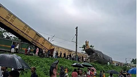 West Bengal - Kanchanjunga Express train accident
