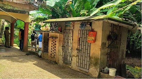 Migrant worker stays in Dog kernnel by paying rent