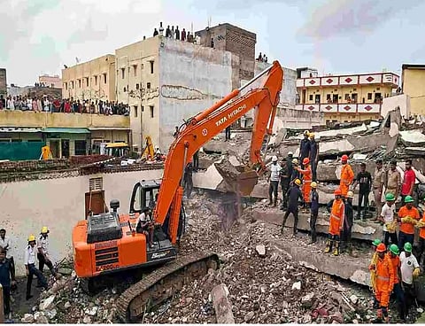 Surat building collapse death toll rises to 7