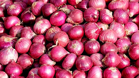 Average onion prices at Rs 58/kg in Delhi