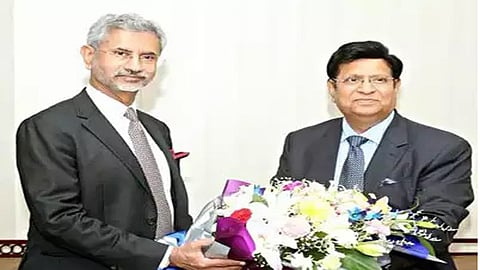 External Affairs Minister S. Jaishankar with Bangladesh's Foreign Affairs Advisor Touhid Hossain