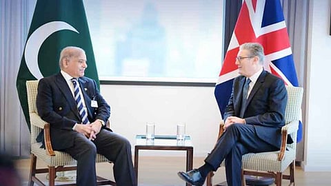 Pakistan PM Shehbaz Sharif and British PM Keir Starmer