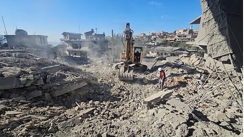 Israeli forces have advanced deeper into the Gaza Strip and blew up the only specialised cancer hospital in the war-torn territory