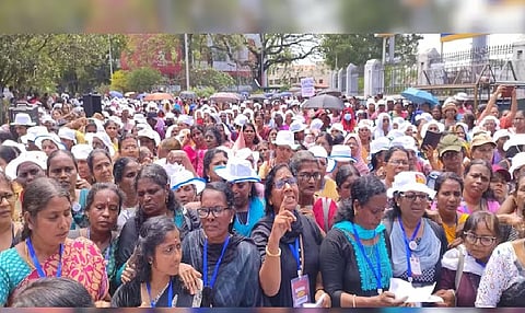 Protesting ASHA workers march to Kerala CM's residence