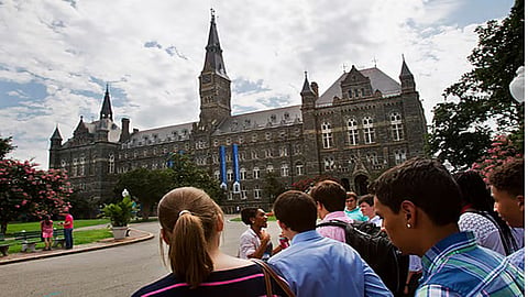 Career pathways in US dim for international students