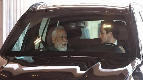 Crown Prince drives PM Modi to Jordan Museum