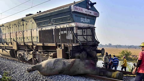Sairang-New Delhi Rajdhani Exp's 5 coaches were derailed