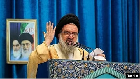 Prayer leader in Iran, the faithful call for executions over protests