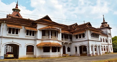 Kowdiar Palace