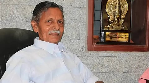 Veteran cinematographer T N Krishnankutty dies