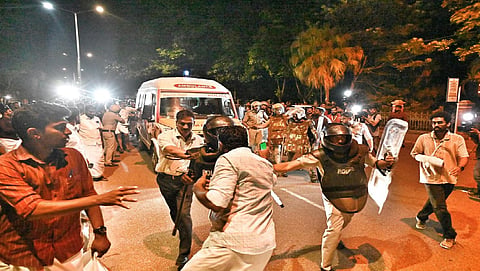 160 Youth Congress, SFI activists booked over violence in Thiruvananthapuram