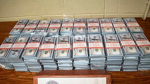 El dinero llegó en una carga aérea internacional desde Rusia en cinco paquetes
