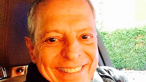 Tras ser hospitalizado, César Bono se reporta "estoy estable"