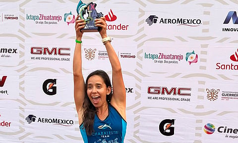 La michoacana Alicia Raya se corona en el Triatlón Ixtapa Zihuatanejo; asegura lugar en el Campeonato de Hamburgo