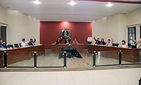 Aprueba Cabildo de Uruapan regularización de ocho colonias en beneficio de más de 2 mil familias