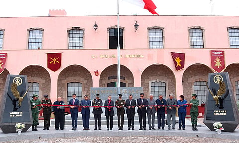 Inauguran Hemiciclo en Honor a los Niños Héroes en la 21/a. Zona Militar
