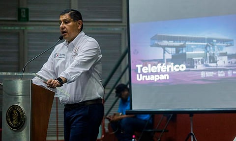 Nacho Campos presenta el cablebús a integrantes del Consejo de Desarrollo Municipal