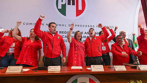 Se registra Xóchitl Gálvez como precandidata del PRI