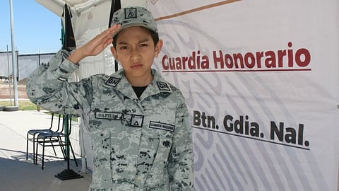 Niño se convierte en Guardia Nacional por un día