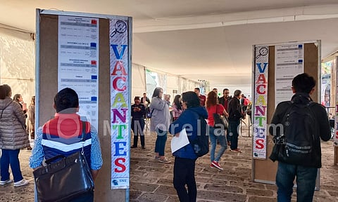 Con 800 vacantes, realizan Feria Navideña del Empleo en Morelia