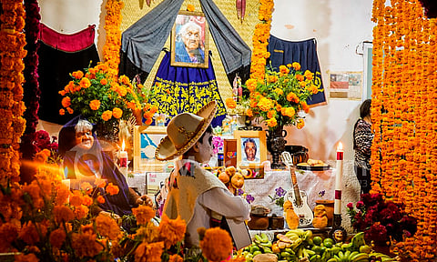 Un éxito el altar a Nana Salud, la inspiración detrás de Mamá Coco