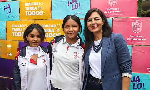 SEE refuerza de manera histórica a escuelas secundarias de Michoacán