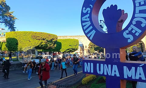 “No necesitamos ser muchas, para que se den cuenta que nos están matando”, marchan en Morelia por el 25N
