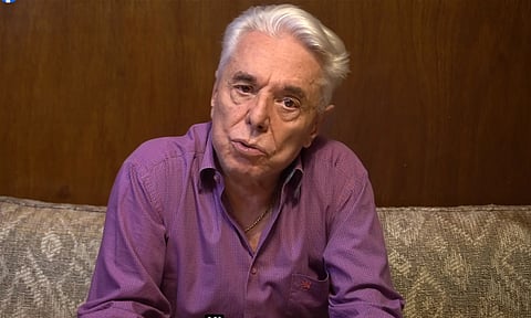 Enrique Guzmán se disculpa por sus declaraciones, "nunca he tocado a una menor con intenciones sucias"