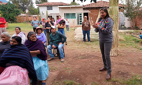 Se busca respaldar el talento de mujeres y hombres artesanos de la región
