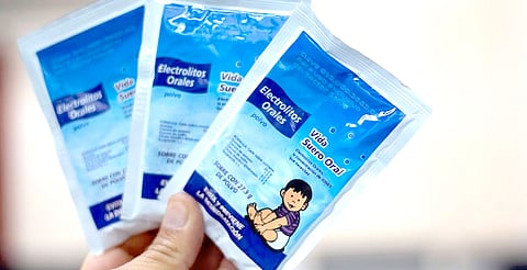 Aprende a preparar Vida Suero Oral para prevenir la deshidratación