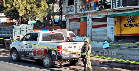 Dueño de tienda de materiales es ultimado a tiros, en la colonia Mártires de Uruapan