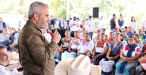 Muelle general de Pátzcuaro y puente Jarácuaro serán rehabilitados este año: Bedolla