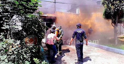 Michoacán: abuela y nieta de 5 años son asesinadas; su casa fue incendiada
