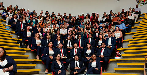 UMSNH llama a egresados de Químico Farmacobiología a conducirse con vocación de servicio a la comunidad