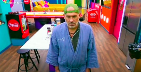 Arath de la Torre anunciaría salida de la Casa de los Famosos esta noche, esto sabemos