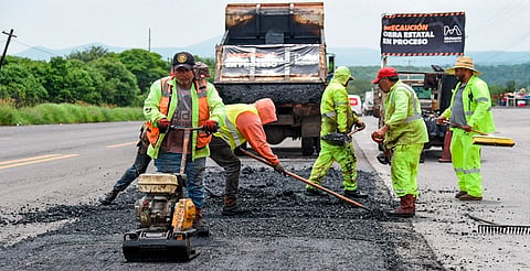 SCOP activa labores de bacheo emergente en carreteras federales