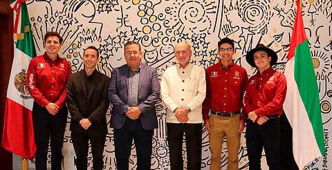 Reconoce embajada de México en Emiratos Árabes a estudiantes michoacanos