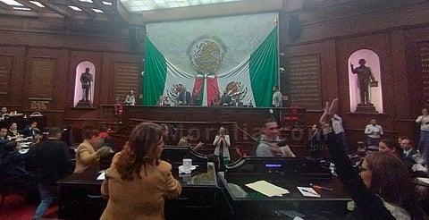 Congreso aprueba reconocimiento como sujetos de derecho a las comunidades indígenas de Michoacán