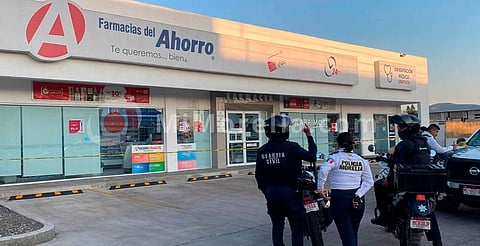 Delincuente asalta sucursal de Farmacias del Ahorro en Morelia