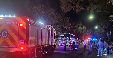 Comerciante, el motorista atropellado por camión de pasajeros al sur de Morelia