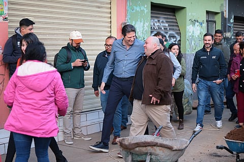 Alfonso Martínez supervisa rehabilitación de Mercado del Auditorio