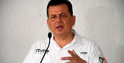 Guillermo Valencia expone a Juan Carlos Barragán: “¿Qué intereses defiende?”