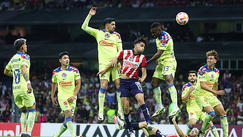 América y Chivas jugarán tres "clásicos" en marzo