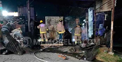Se incendia recicladora al sur de Morelia