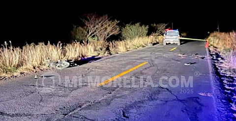 Michoacán: joven de 16 años muere tras chocar en moto contra una vaca