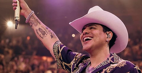 EE.UU. limita a cantantes de corridos, Eduin Caz enfrenta retraso en renovación de visa